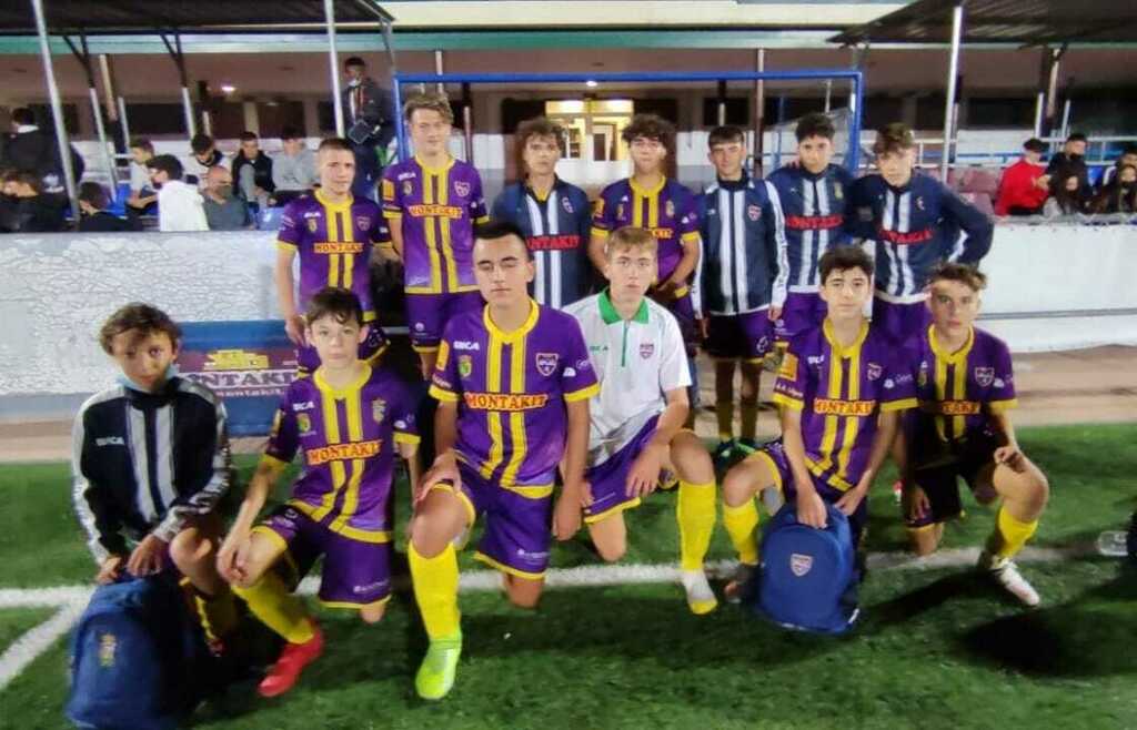 EFPachonLopez's tweet photo. 💜💚Cadete A "Serranillos" 2 - 1 Humanes B💚💜 Partido muy competitivo en un campo siempre difícil por su tamaño y la intensidad de dicho equipo. Hoy no nos lucimos con volumen de juego, hoy tocó disputar balones, jugar rápido y ser directos para jugar en campo rival y presi… https://t.co/pKemhayXVl