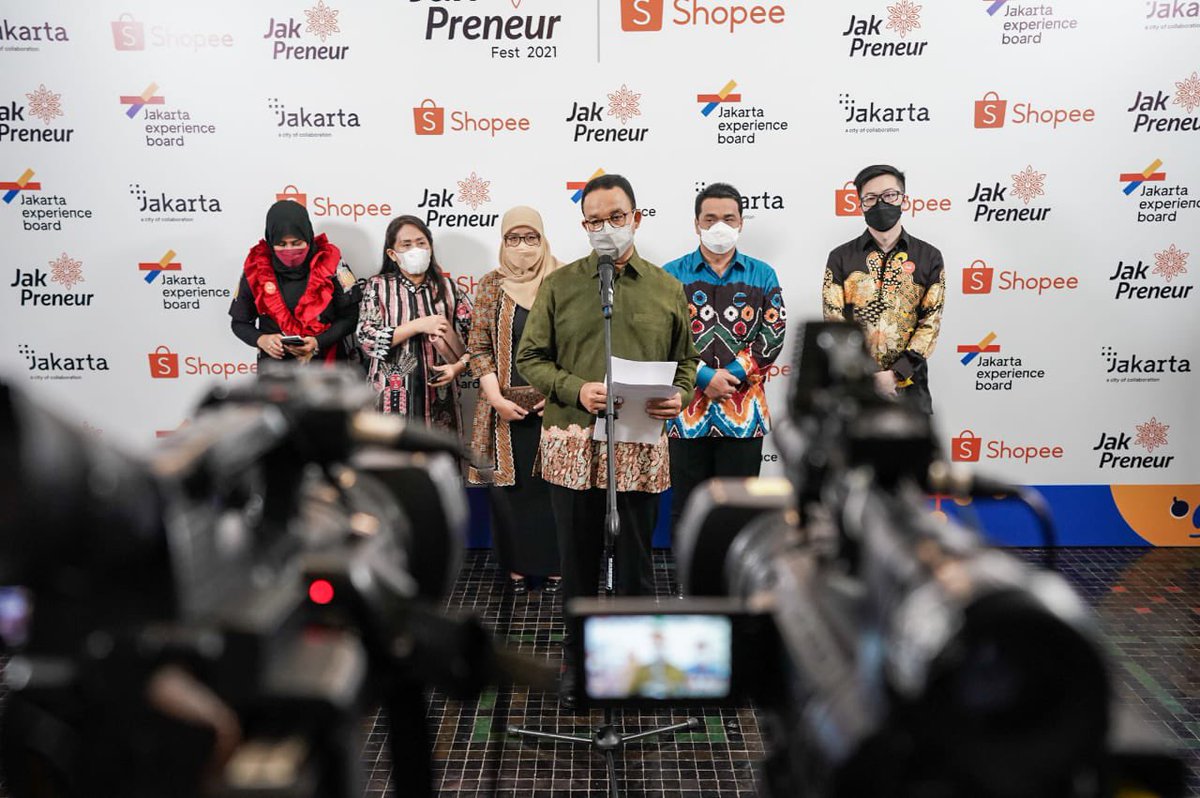 aniesbaswedan's tweet image. Alhamdulillah, janji kerja 200.000 wirausaha baru telah tercapai, bahkan terlampaui, berdasarkan data per 21 Oktober 2021, terdapat 281.812 peserta program Jakpreneur.
#Jakpreneur
#JakpreneurFest2021
facebook.com/10004419080090…