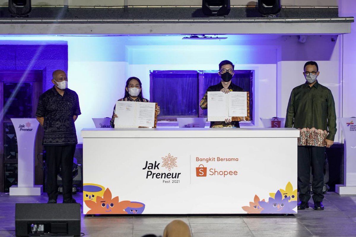 aniesbaswedan's tweet image. Alhamdulillah, janji kerja 200.000 wirausaha baru telah tercapai, bahkan terlampaui, berdasarkan data per 21 Oktober 2021, terdapat 281.812 peserta program Jakpreneur.
#Jakpreneur
#JakpreneurFest2021
facebook.com/10004419080090…
