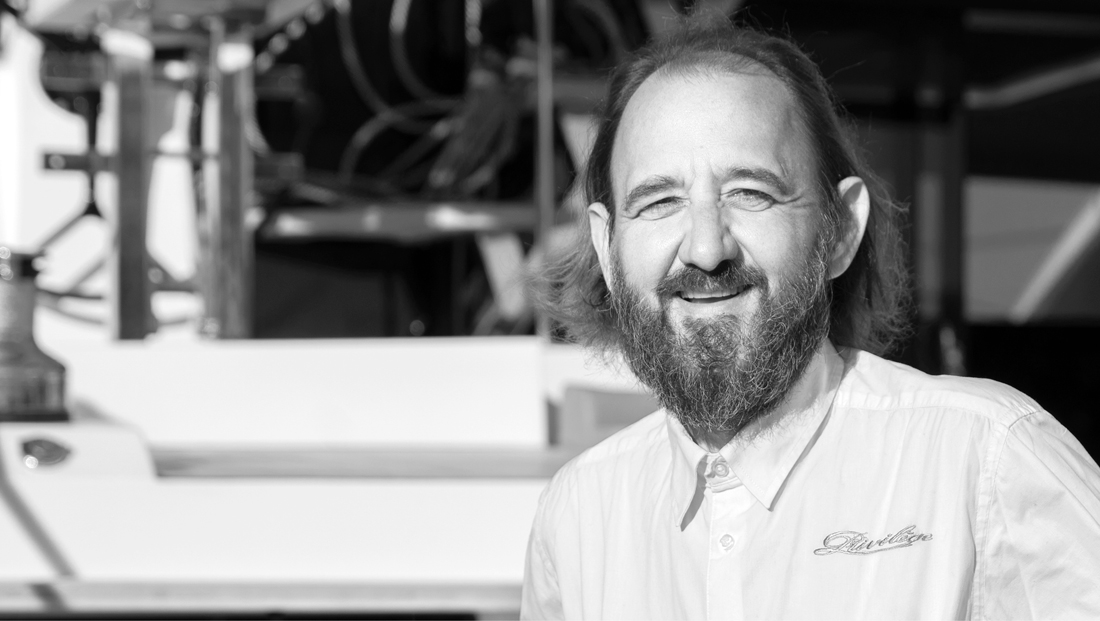 HanseyachtsAG's tweet photo. "Satisfaction for me is when problems are solved on time with a happy and grateful customer at the end." Before any #Privilège catamaran is delivered to her owner, she must first fully satisfy Javier Serra. Get to know him in our latest meeting up: https://t.co/WNpnCD4lK8 https://t.co/xaEIxBlWz6