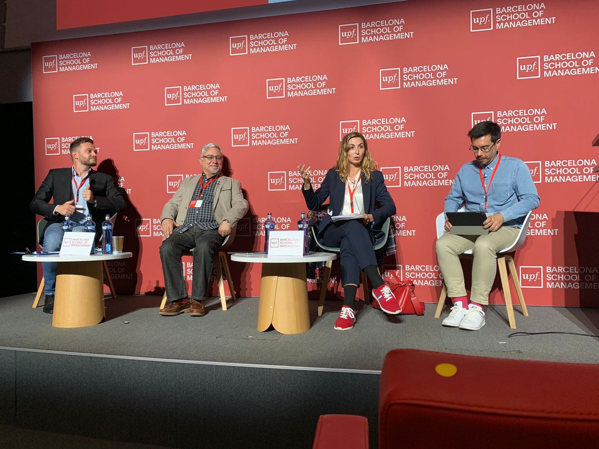 FelipeCamposlh's tweet photo. El Viernes tuve el honor de participar como ponente junto a +300 profesionales mediación en VI Congreso internacional para el estudio de la #mediación y el conflicto #CUEMYC, en la mesa “Algo hemos de haber aprendido: interseccionalidad y Cultura de paz” moderada por @toniaira https://t.co/eSimmTPSSN