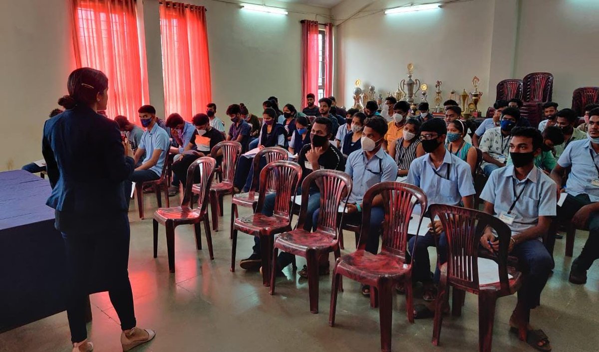 SkillGoa's tweet photo. Career Guidance &amp; Resume Building Session was organised at ITI Bicholim by CII Model Career Centre. 

Such sessions will guide our students to make career decisions, apply for jobs, and prepare for interviews. The Session was well attended by 155 ITI Students. https://t.co/zG9XngRk19