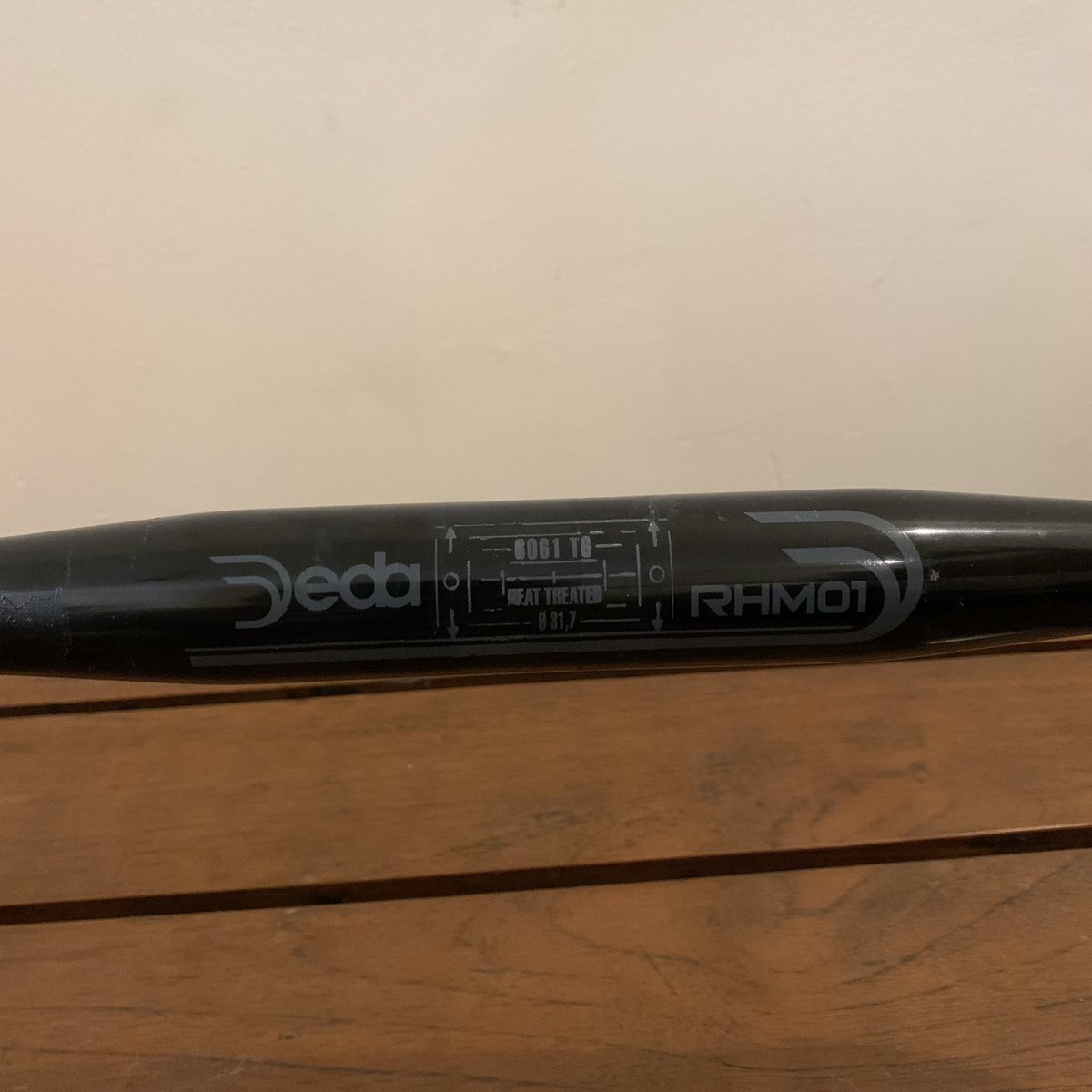 WTS Dropbar Deda RHM01 42cm. Condition near perfect. Like new. 550rb Jaksel #fnfjb