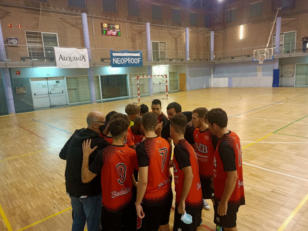 AEBDimonis's tweet photo. ✅Victòria del #senior #futsal @neoproofsi en el debut a casa 💪 per 7-4 davant del Barceloneta Futsal 👏

#123dimonis👹 #esperitdimoni https://t.co/zwxchrsu8I