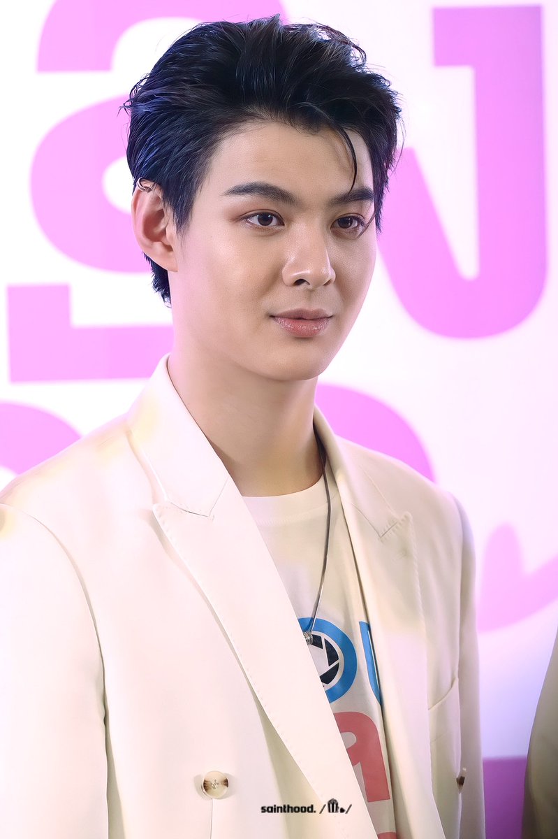 SAINTHOODx's tweet photo. ปังปุริเย่ไปเลยค๊า~ 

                   หมายถึงลุคบอสวันนี้นะค๊า~😳

#Saint_sup #MingEr
#บวงสรวงแอบหลงรัก5925 
59 SCOYtheseries 25 https://t.co/itrcoIKZVt