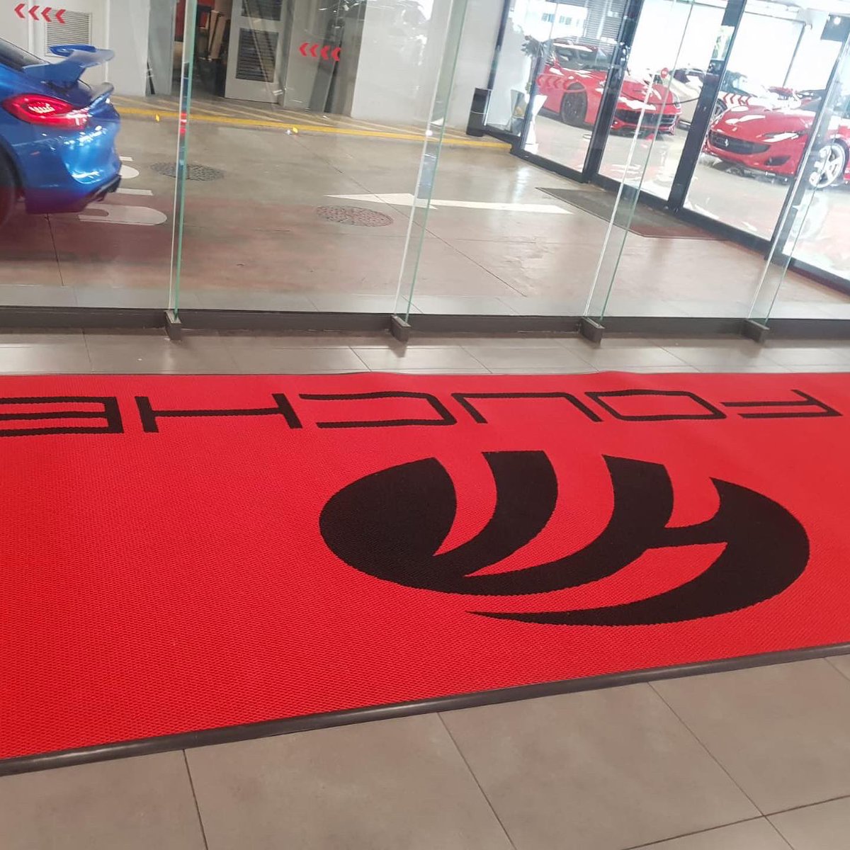 CarpetandDecor's tweet photo. Indoor custom made logo mats for exclusive Fouche Motors. Contact us today for a free quote on your custom logo mats requirements. 
We have 11 branches nationally. 
#carpetdecor #logo #logomat #logocarpet #fouchemotors #redcarpet #excluive #sandton https://t.co/5je0C5SgZX