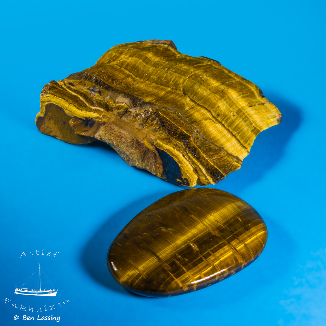 blas789's tweet photo. The wondrous depth of #Tigerseye.
Protects you in a nasty environment.
#Gemstones #Crystal #Power #Precious #Crystal #Edelsteen
@ThePhotoHour #Photography https://t.co/Bur2GtvWU5