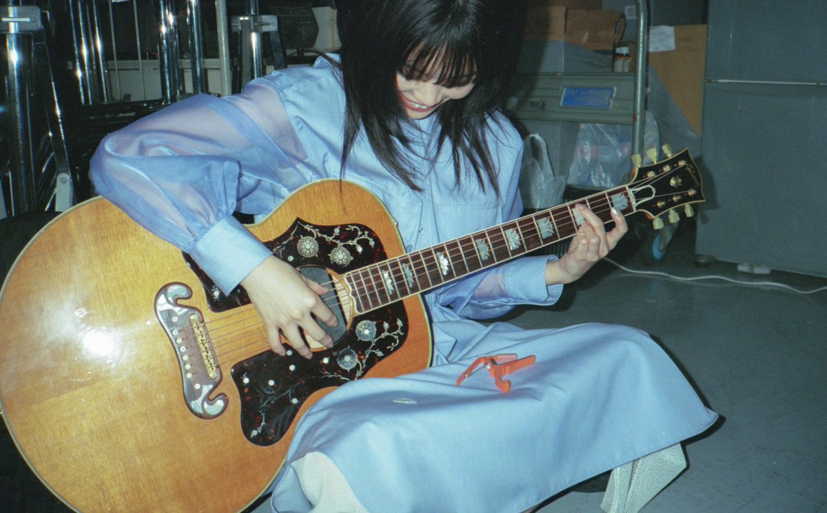 bearbeargraph's tweet image. Blue