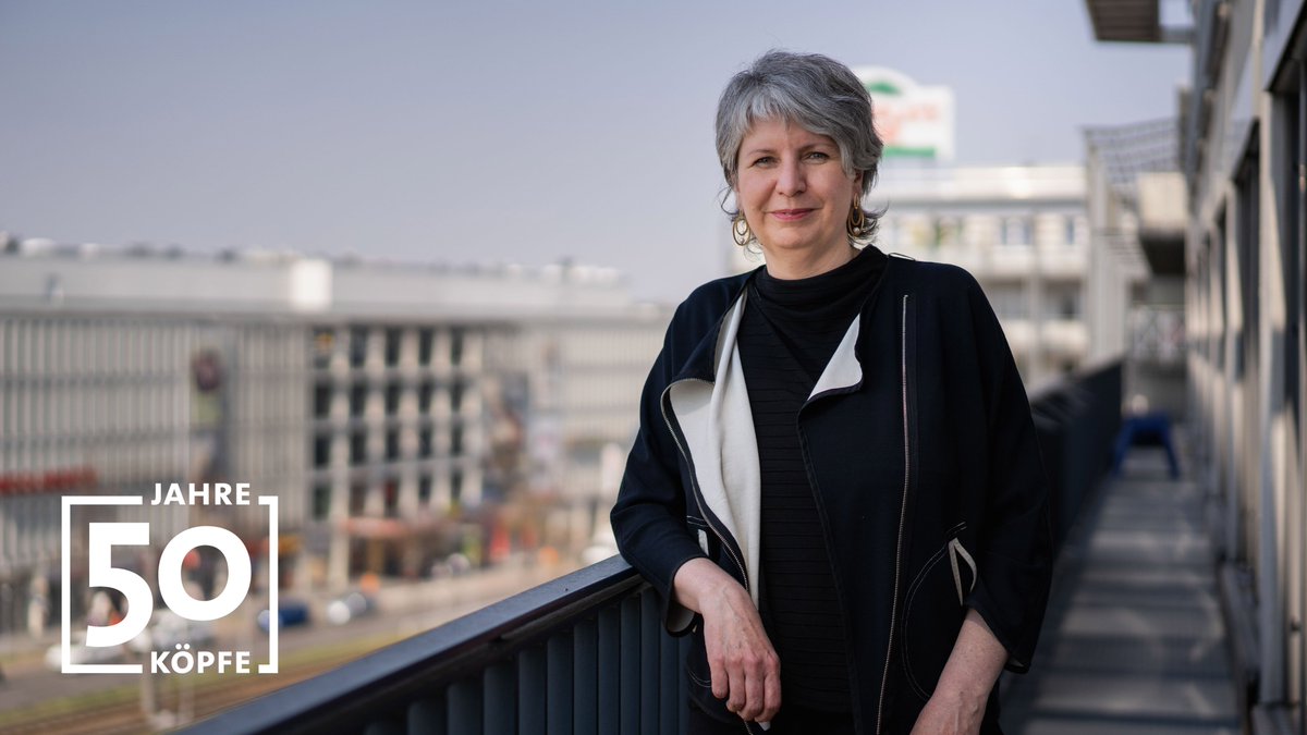 ASH_Berlin's tweet photo. „Wissenschaftsfreiheit ist ein Grundwert, deshalb unterstütze ich #AcademicsforPeace (@WfF_Deutschland) und @ScholarsAtRisk.“ Prof. Dr. Esra Erdem leitet den ASH-Masterstudiengang Social Work as a Human Rights Profession und ist eine unserer #50fuerBerlin: https://t.co/AyBdFvDiyC https://t.co/DueKMVHZF5