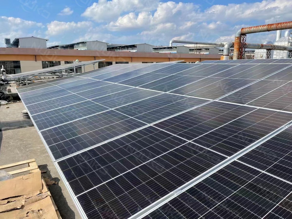 Nuukopower's tweet photo. Capacity：52kw
Module:NKM500W-150M12
Time:24th Oct ,2021
Inverter:Trannergy.
Location :Jiangsu Province ,China
If you need solar modules,solar systems,please contact us.
LIVE UP TO GOOD SUNSHINE https://t.co/Bux6DVUR1f