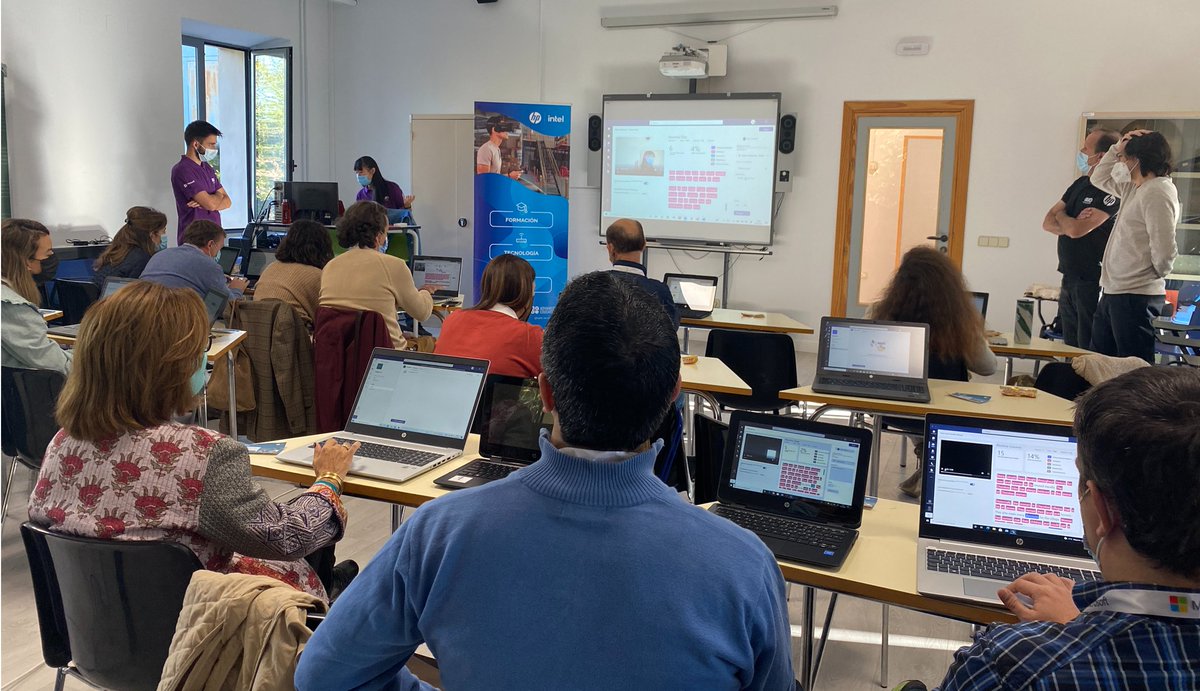 Área de educación Grupo Solutia tweet media