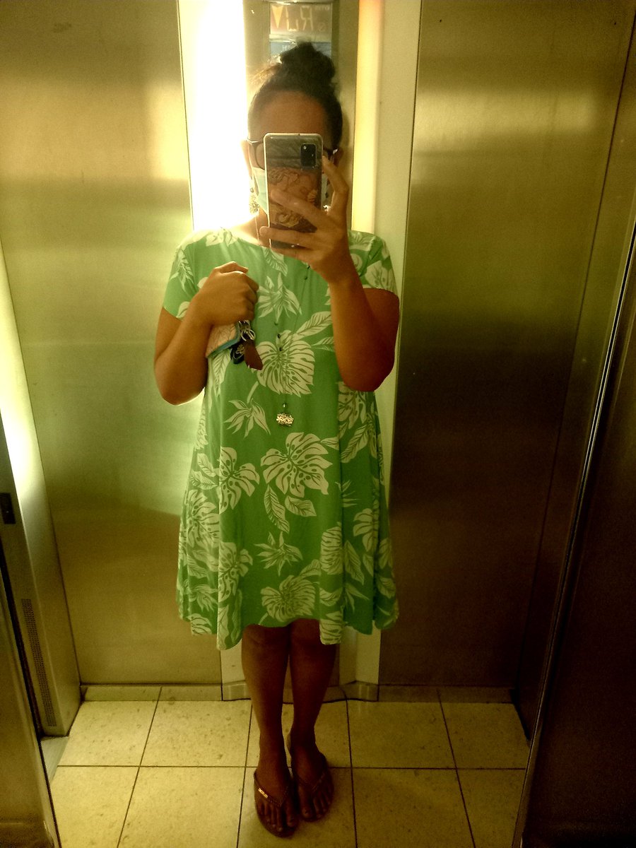 VaiuKestufou's tweet photo. Inspirée du style vestimentaire de ma mémé de ses 20 ans - vive les années 50-60 🇵🇫 #tahitiandresses #plussize #dressaddict https://t.co/Ob6NLJokn5