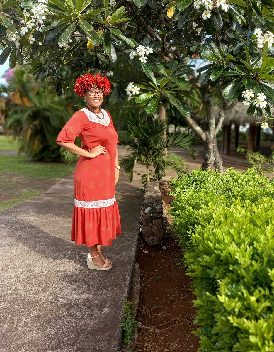 VaiuKestufou's tweet photo. Inspirée du style vestimentaire de ma mémé de ses 20 ans - vive les années 50-60 🇵🇫 #tahitiandresses #plussize #dressaddict https://t.co/Ob6NLJokn5