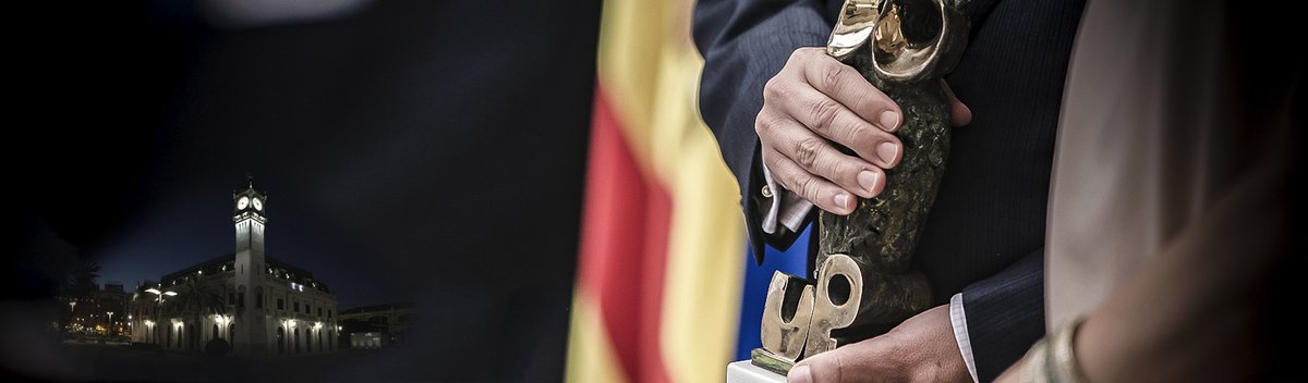 🔴 ENTRAMOS DE LLENO EN LA SEMANA DE LOS PREMIOS A LA EXCELENCIA PROFESIONAL 

Este miércoles los profesionales valencianos se dan cita en el Edificio del Reloj de Valencia 

Vive con nosotros la noche de la excelencia #PremiosUPValencia 🙌🏾