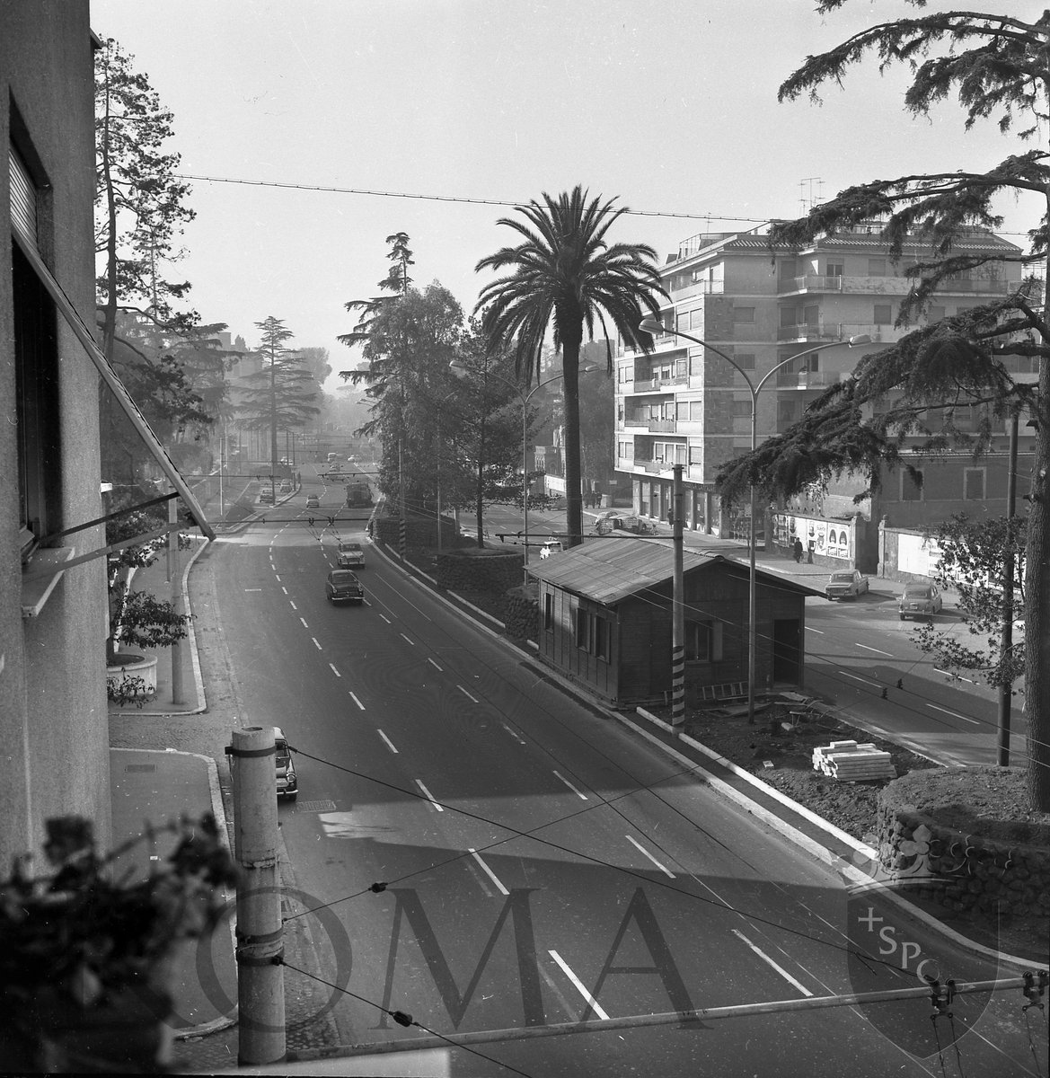 Roma's tweet photo. #Romember - Ricordi di Roma - 🎞Via Nomentana in una foto del 1968
Tra gli anni '50 e gli anni '60 le vie di Roma si presentavano sicuramente meno trafficate. #BuongiornoRoma © Archivio Capitolino. https://t.co/AtCIrKh3yy