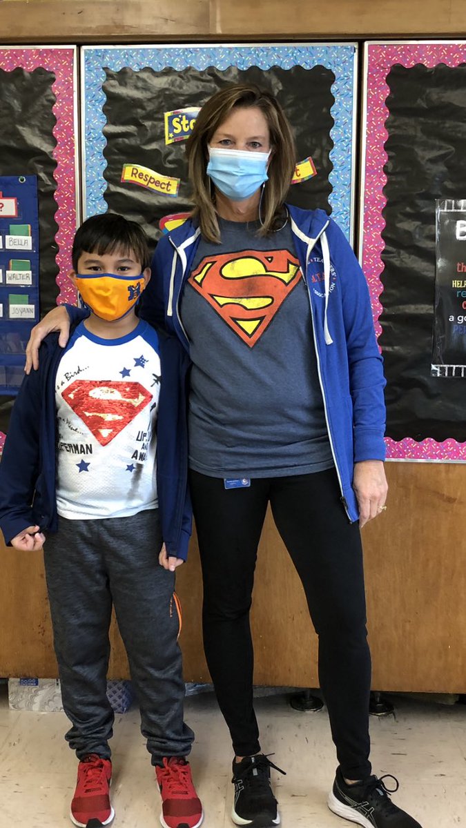 Mrs. Riveiro tweet media