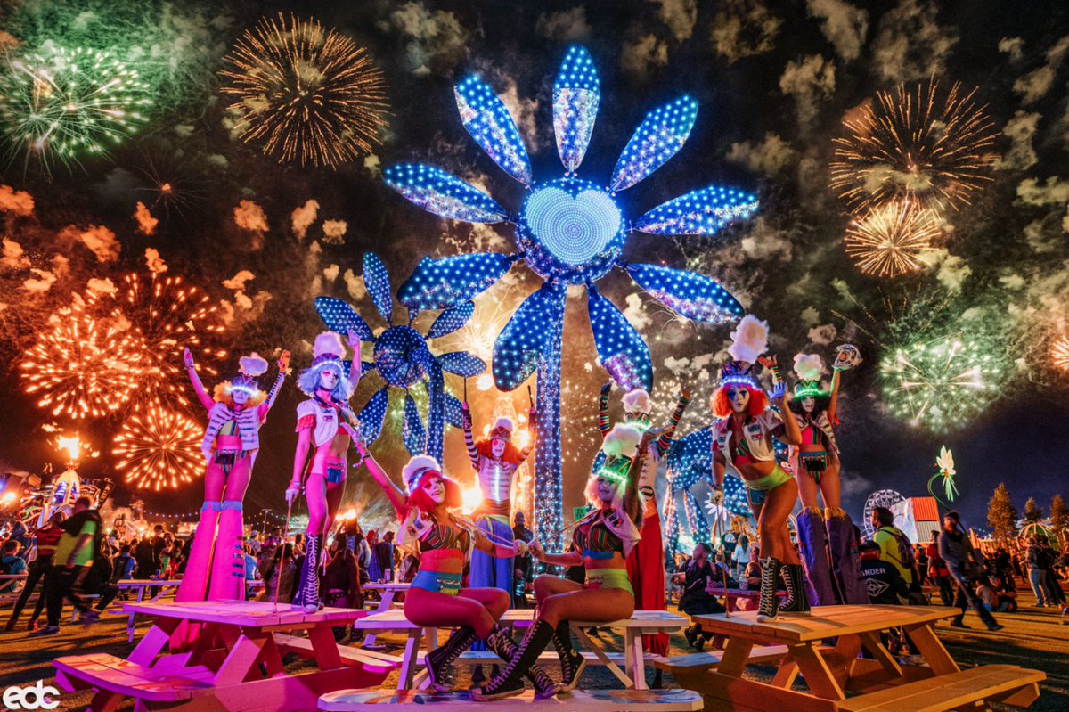 The celebration of a lifetime.🌼❤️ #EDCLV2021 #25YearCelebration