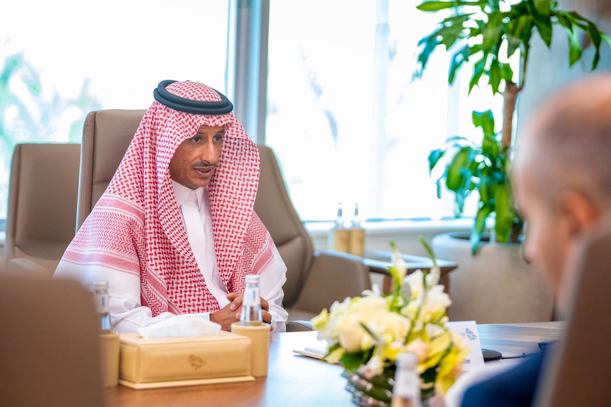 AhmedAlKhateeb's tweet photo. Sustainable development is an enabler that improves quality of life and prosperity of the global population.

It was a pleasure to meet with @MaimunahSharif in Riyadh today and discuss ways to improve urban #qualityoflife sustainably and responsibly. @UNHABITAT @SaudiVision2030 https://t.co/PQDKZ0lvcc