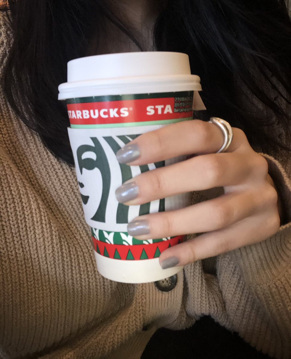 melbourneheto's tweet photo. 11月1日からジョイフルメドレー出るのね、、、
今年は茶葉は何箱買おうかな

おすすめカスタムは、
①オールミルク、ホワイトモカシロップ追加
②ブレベミルク変更
③豆乳変更、はちみつ追加

甘くないのが好きな人は、
シロップ抜き、豆乳変更
が個人的には好き https://t.co/uH186HpP49