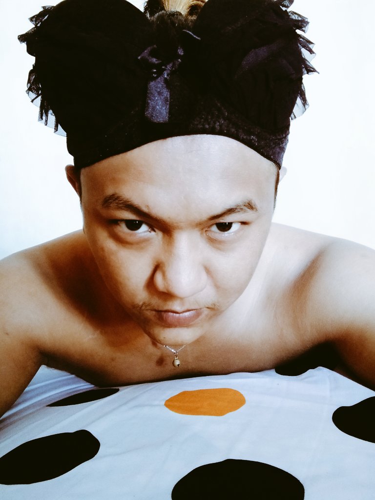 ucupbz's tweet photo. Open cuzzz daerah nganjuk kediri madiun dan sekitar nya #gigolo #brondong #pemuastante #partner3some #arisantante https://t.co/x9448AUn83