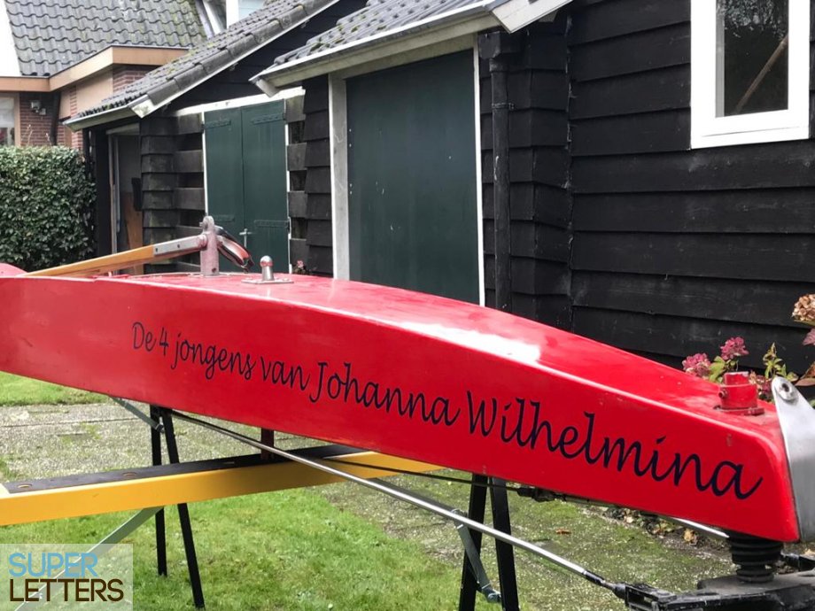 #bootstickers in uw eigen lettertype? j.mp/3BiQA8E of zelfs #muurstickers