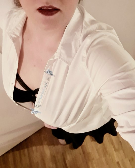 That party I told you about a few weeks ago was really nice and even my butt got some cute marks after<a href="/tag/newprofilepic"class="tags"><span>#newprofilepic</span></a>
