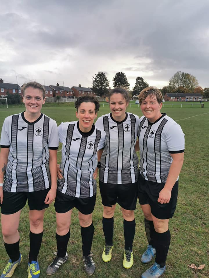 Hall Green took on Garforth Rangers yesterday.
By half time, the score was even with 2 goals each. Determined not to finish the match with a draw, the squad went back out ready to pepper the goal; working together to score 5 more goals and finish the match 7-2.
 ⚽️