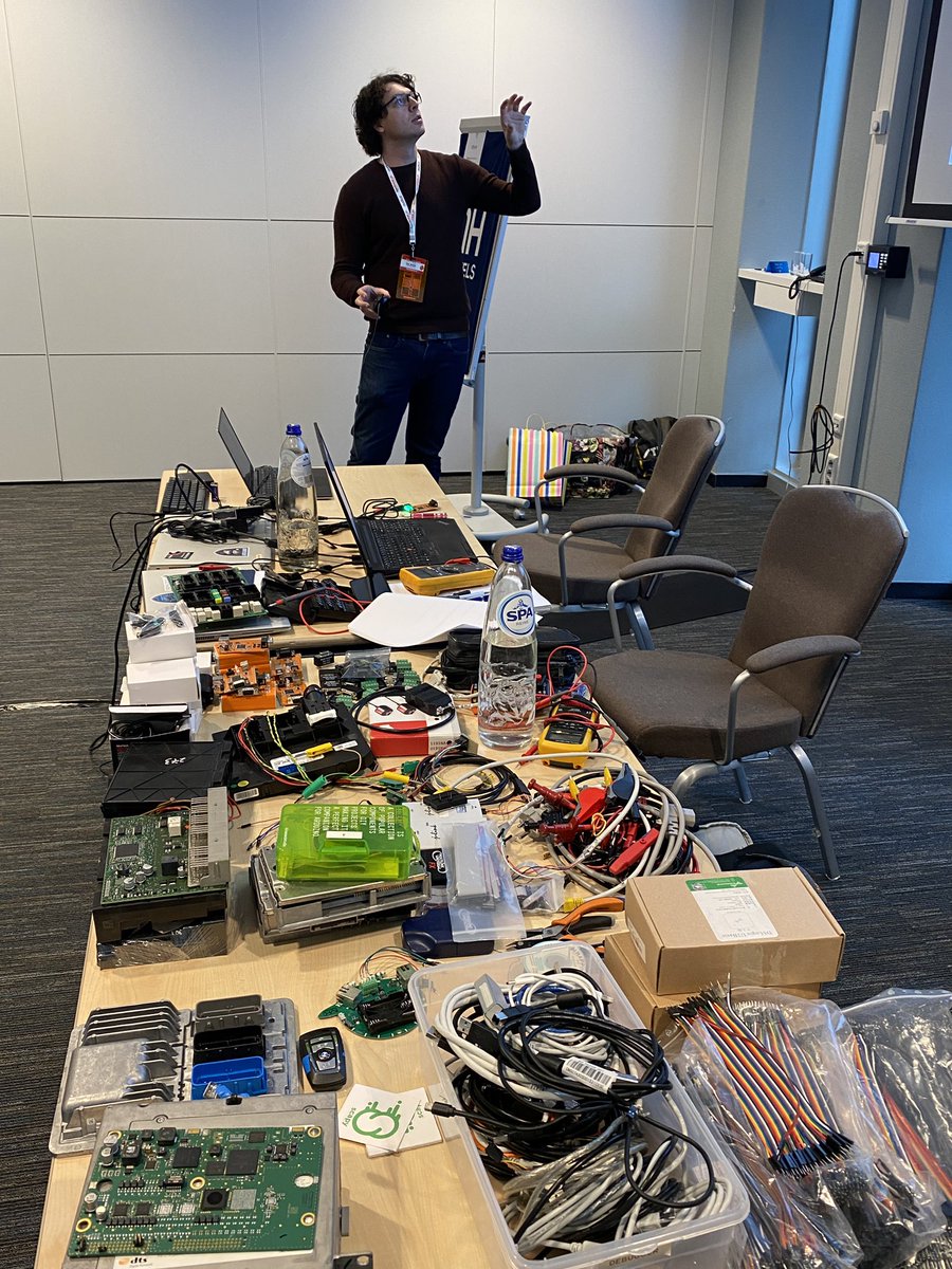 antriksh_s's tweet photo. Our #automotive #security #training has a lot of cool stuff to break and secure this #hardwear_io by @we155_n @epozzobon … on day3 we have a surprise aswell ! https://t.co/7L8SnRlUEz
