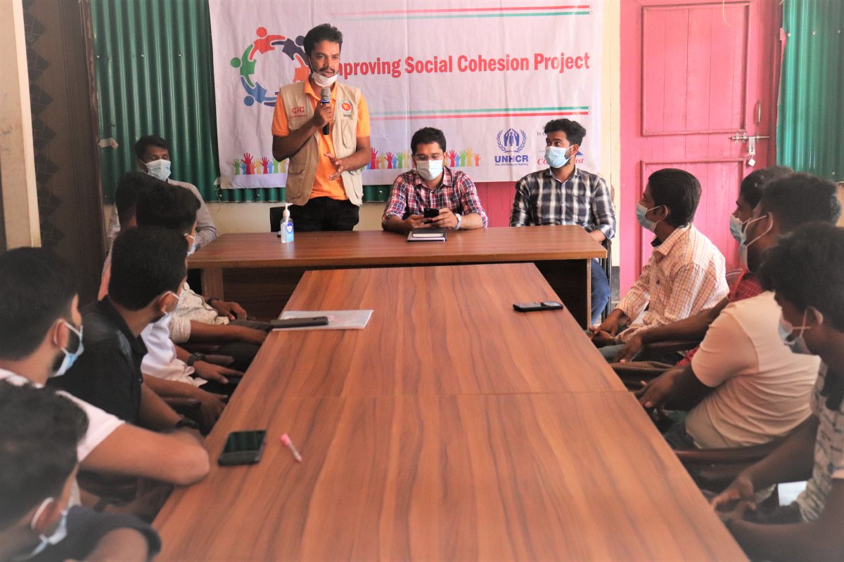 RTanjir's tweet photo. To engage youths with social cohesion activities, two friendly meetings between Rohingya and host community youths have been organized by @trust_coast  in collaboration with @UNHCR_BGD  at camp 22 and 1 East. https://t.co/NXqPV27N0f