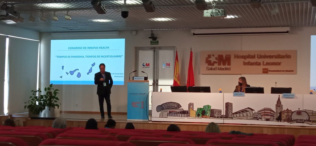 GRUPOARAN's tweet photo. Hoy asistimos al congreso #InnovaHealth con #AmosGarcía uno de los autores del #MasterdeVacunas que dará comienzo el próximo 25 de noviembre @agarroj #Ucam #Vacunas https://t.co/2sXL8FHQ68