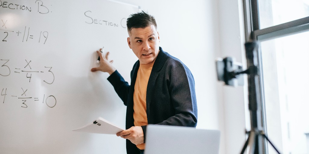 Avallain tweet media