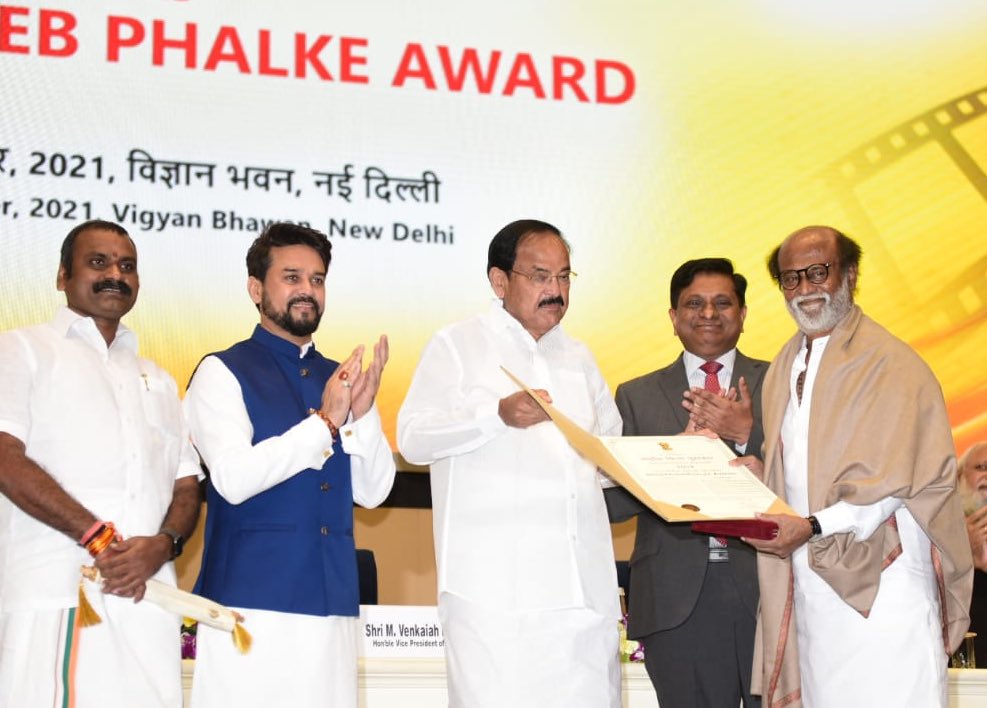 67वें राष्ट्रीय फिल्म पुरस्कार: अभिनेता रजनीकांत को प्रतिष्ठित दादा साहब फाल्के पुरस्कार से नवाजा गया