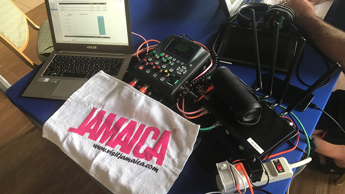 RedTech_News's tweet photo. @Tieline's ViA codecs help Canada's @CorusRadio connect to all types of audio equipment for remote live shows and broadcasting from home
#Canada #radio #codecs

https://t.co/rA08hig0RK https://t.co/XZOneDpQdM