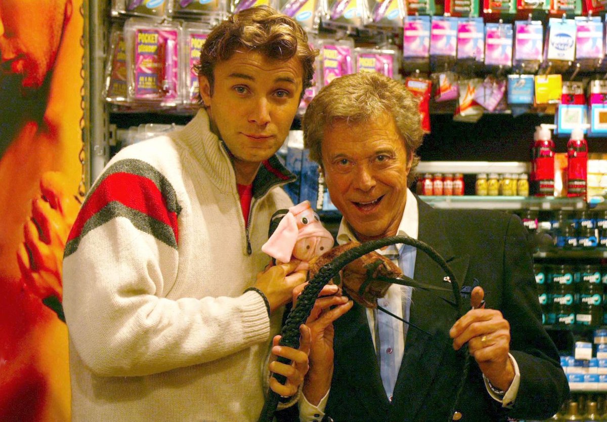 WhoLionel's tweet photo. In a sex shop with Jonathan Wilkes https://t.co/KMT3U0MZkR