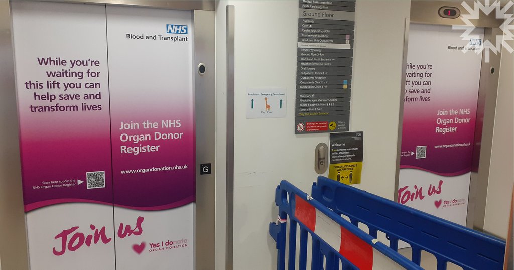 ASTRASIGNS's tweet photo. Digital print onto Roughmark high tack vinyl applied to lift doors at @tandgicft showcasing important information to patients, hospital users and staff as part of the Organ donor register awareness campaign.
#organdonation #nhs #roughmark #roughmarkvinyl #liftwrap https://t.co/uZ2JRsh6T0