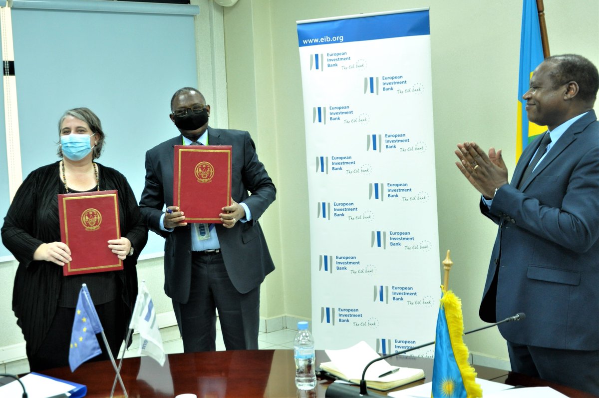 RwandaFinance's tweet photo. Businesses that have been affected by the impact of COVID-19 are set to benefit from EUR 55 million financing from @EIB. The funds will be managed by @BankofKigali and @KCBRwanda and will target Small and Medium Enterprises https://t.co/zNKoOgwkpY