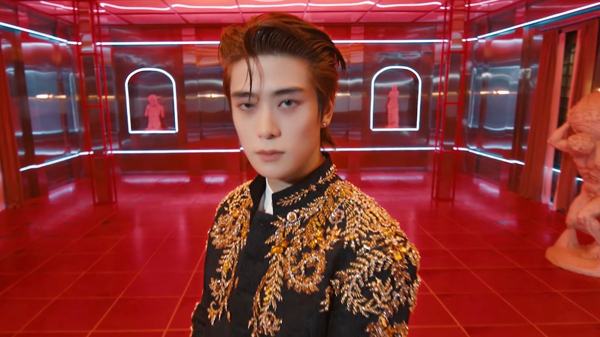 JJHLOOKS's tweet photo. #JAEHYUN https://t.co/r854tIHDRr