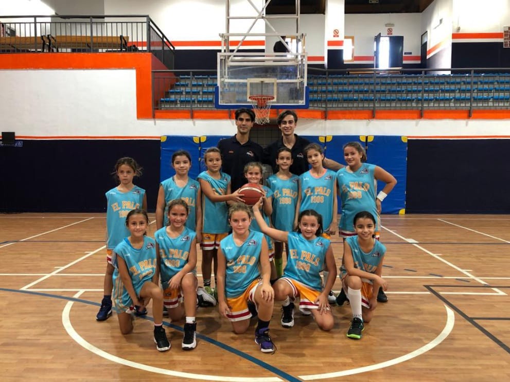 cbelpalo's tweet photo. 🏀 #PARTIDO | Gran partido amistoso de nuestro #PreminiFem de Javi y Jorge vs @ADasuncion
 Las nuestras han luchado de principio a fin y han disfrutado un montón, se va notando poco a poco la mejora de los entrenamientos. 
¡A seguir luchando! 
#PANTERAS
#GoPalo🧡 https://t.co/WNEJ8ZqJjn