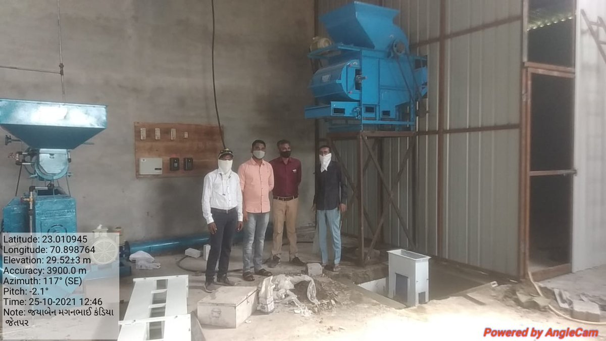 MorbiUnion's tweet photo. આજ રોજ મોરબી તાલુકા ના જેતપર ગામે મ.ખે.નિ.શ્રી ,વિસ્તરણ અધિકારી ખેતી તેમજ ગ્રામસેવક ની હાજરી માં મીની ઓઇલ મીલ ઘટકની સ્થળ ચકાસણી કરી અને ખેડૂત યોગ્ય માર્ગદર્શન આપ્યું @ADAMORBI1  @ExtOfficer  @DaoMorbi  @ddomorbi1  @brijeshmeja1  @RaghavjiPatel  @Guj_Gramsevak https://t.co/3Tz7M3IWkX