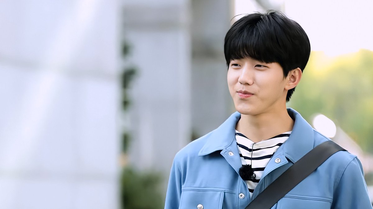 ydwzip's tweet photo. #dowoon #도운 https://t.co/ay6UM44Swr