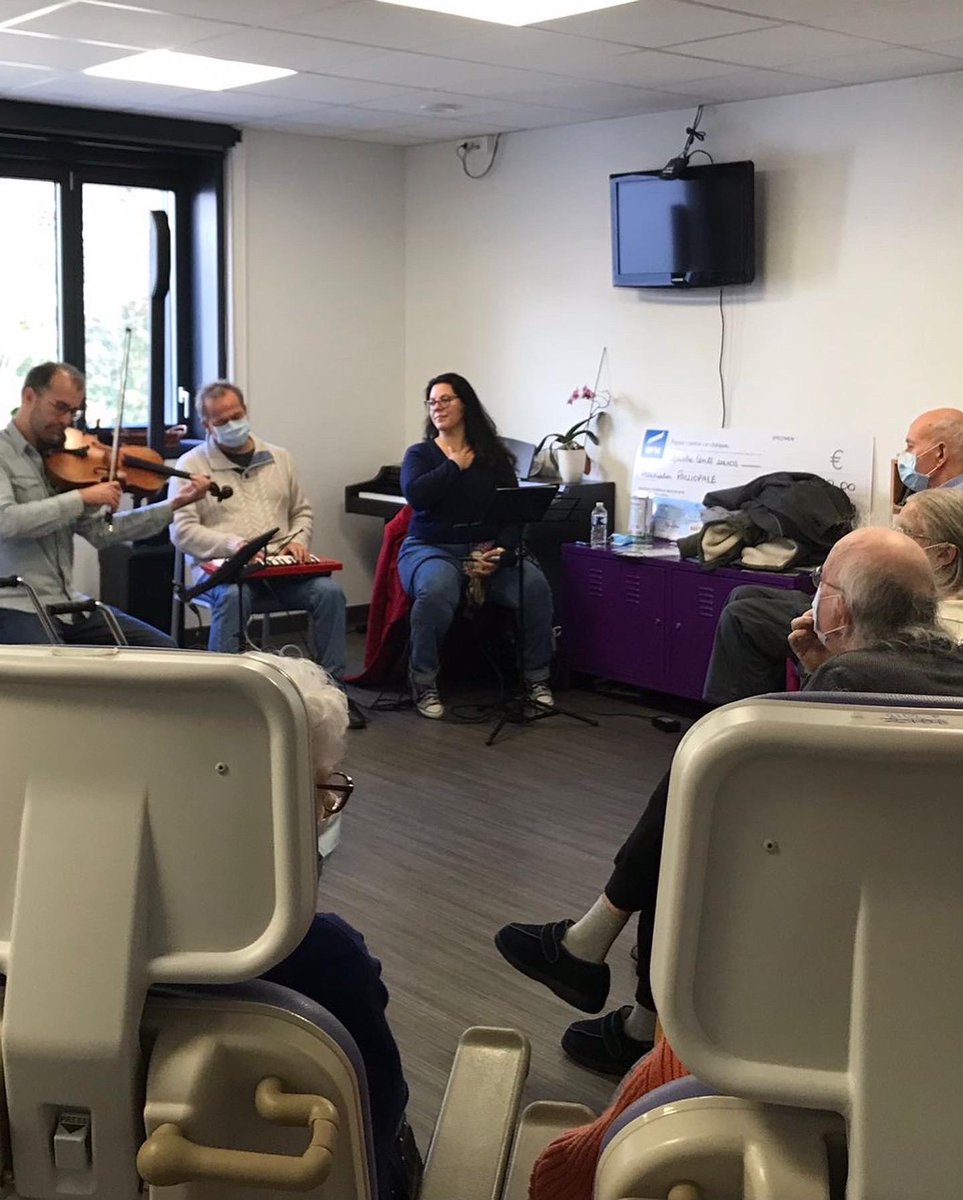 Ensemble Contraste tweet media