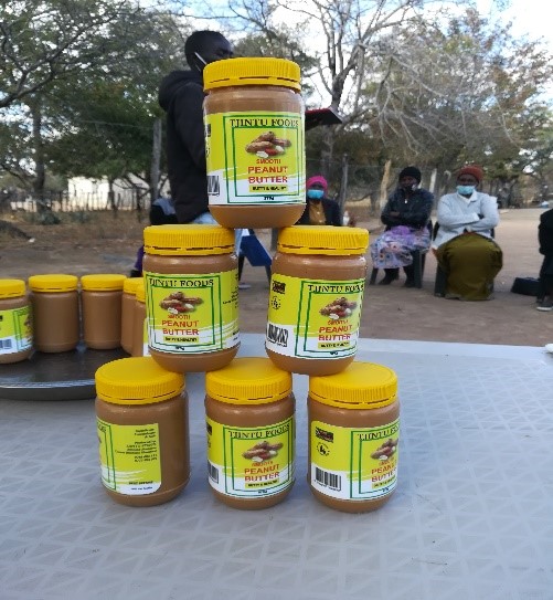 humanimpacthub's tweet photo. After undergoing Hand in Hand Zimbabwe’s modular training on Food processing and Branding, Mboma cluster members from Bulilima District have mastered the art of packaging and branding their peanut butter product. 
Read more about the group enterprise: https://t.co/WCrn7OkzXa https://t.co/rXyGYKLErE