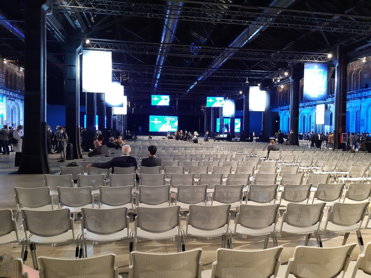 Laura Brescia tweet media