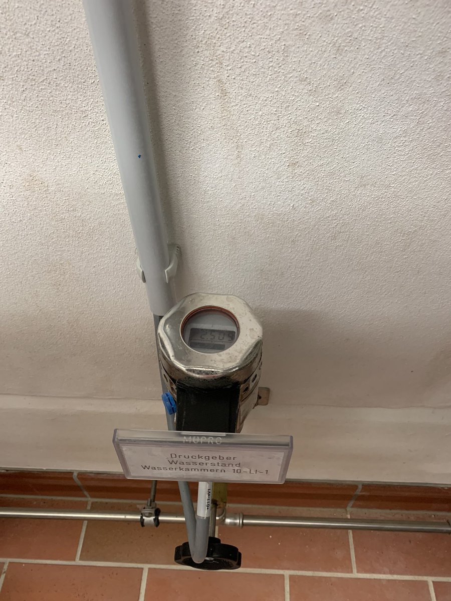 FlorianFal's tweet photo. Checking the local #water supply and #Pressure devices #Cerabar #PMC51. https://t.co/oxJGw1wRgv