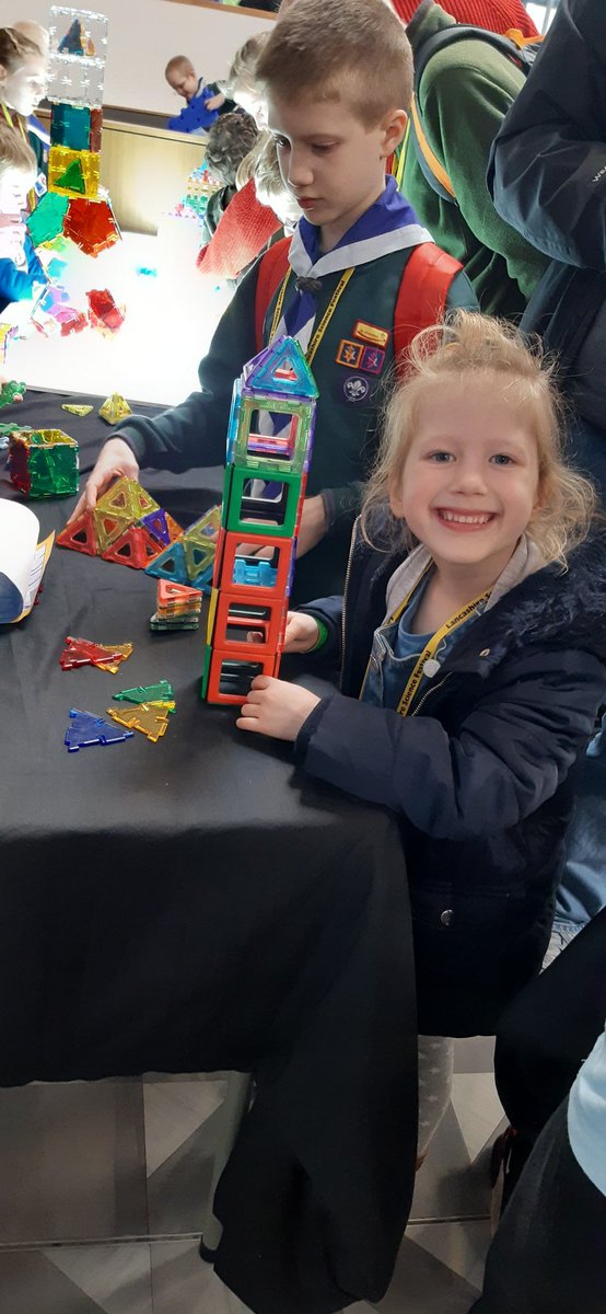 ClareB2019's tweet photo. Brilliant day out at #LancSciFest by these two and their friends.
Thanks @lancscifest https://t.co/rs5nfV92kU
