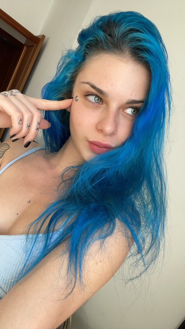 Watch Kuroha Suicide's leaked NSFW photo on TwXstars