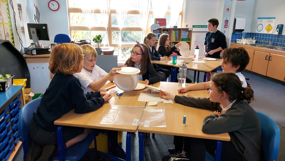 MsMiller_Educ8's tweet photo. Tower Progress!!! P6 #STEM challenge with #P6M_LVPS AND @P6LVPS!!!! @SmartSTEMs #CollabIsKey #VirtualSmartSTEMs #MyJob #MyJourney https://t.co/2AIfqMuG6Y https://t.co/4EquU3HJTF