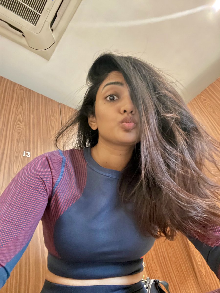 YoursEesha's tweet photo. 🐒 https://t.co/XwAG7wubVB
