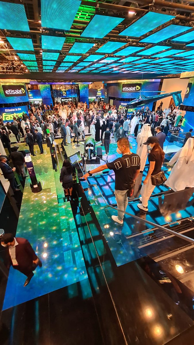 BUTdigital's tweet photo. Last week was @GITEXTechWeek time again. For the biggest tech show in the Middle East, @etisalat turned to B·U·T to immerse their visitors in a future living experience. We created the ‘transformer room’, the smart health holographics, a novel home theatre and so much more.😊😊😊 https://t.co/V0mfML06YR