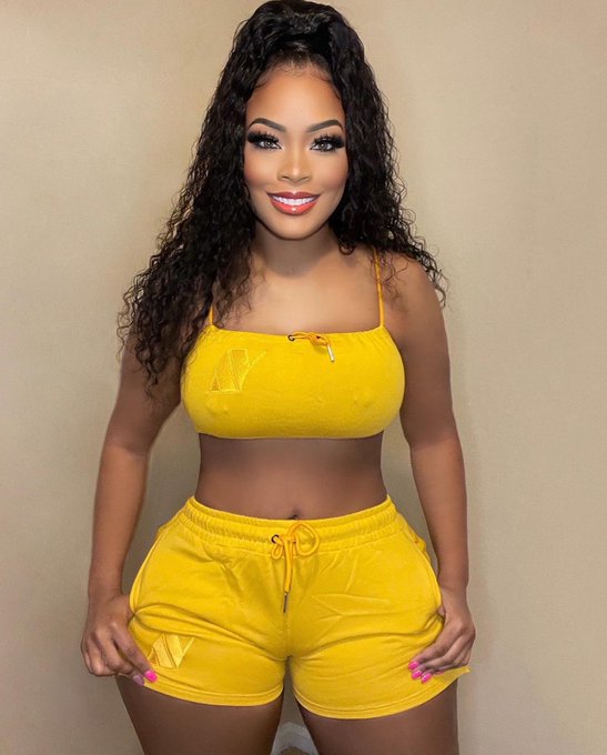 Watch Millz's leaked NSFW photo on TwXstars